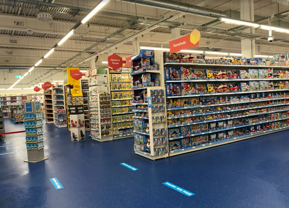 Expansion Smyths Toys Deutschland 